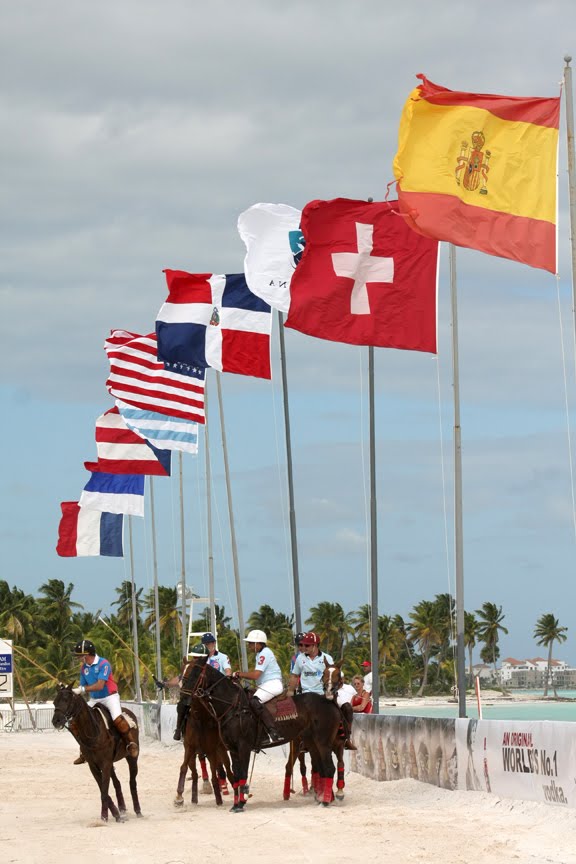 Celebran Primera Copa de Polo de Playa Cap Cana
