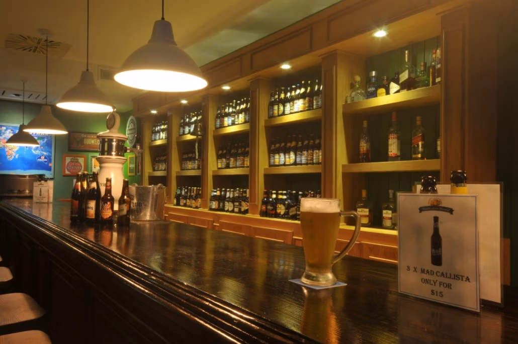BAR OF THE MONTH BEERS OF THE WORLD