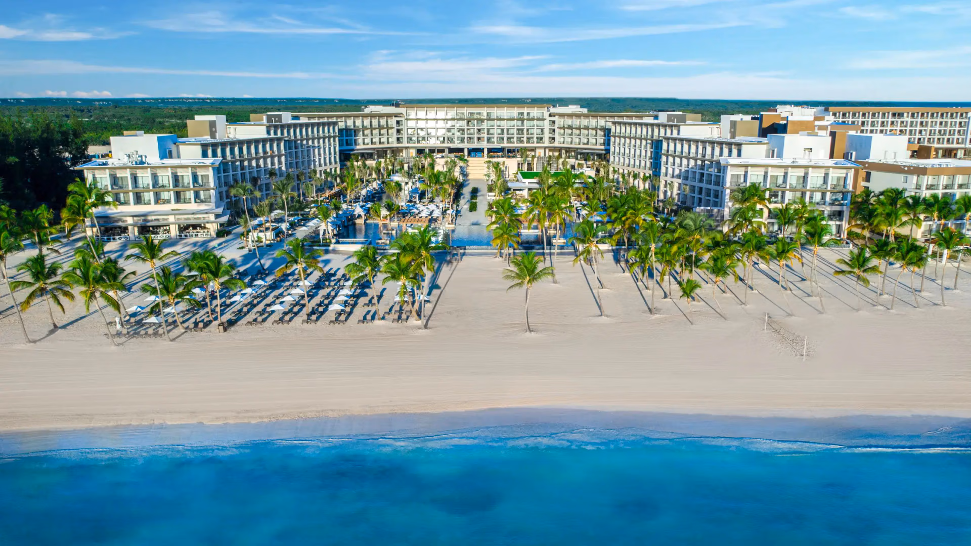 HYATT ZIVA Y ZILARA CAP CANA RANK IN 25 BEST FAMILY-FRIENDLY & ADULTS-ONLY RESORTS