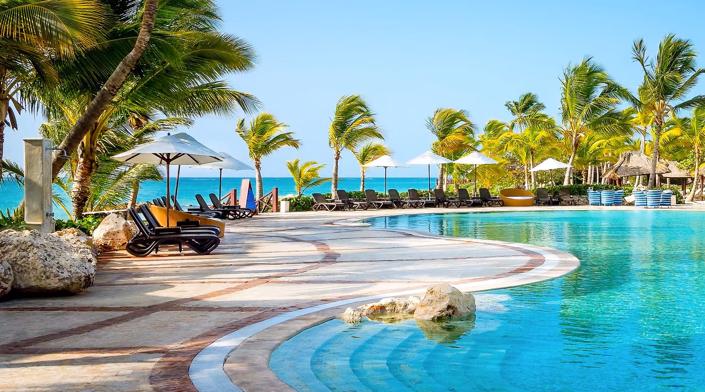 SANCTUARY CAP CANA HAS ONE OF THE COOLEST POOLS OF 2020