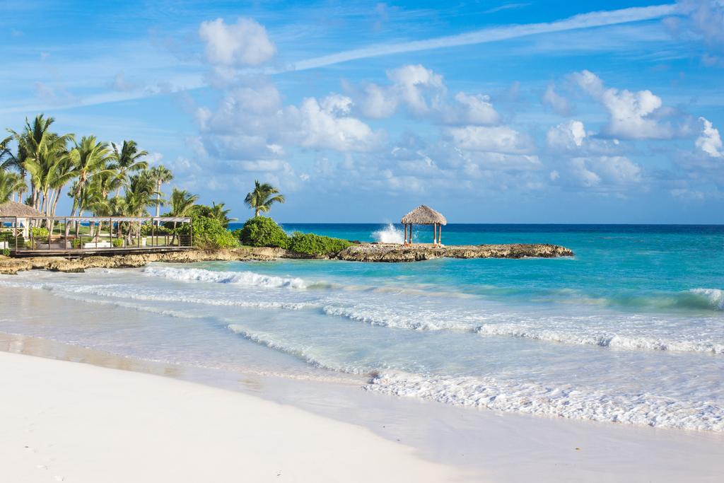 Take Your Best Friend On A Trip To These Dog-Friendly Resorts
