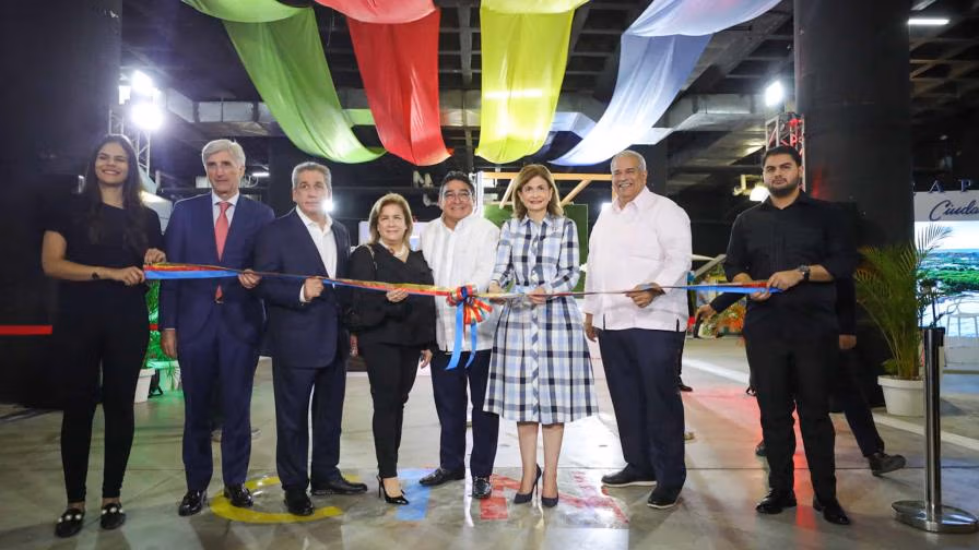 Vacaciones CTN reconoce a la Familia Hazoury por sus 21 años de aporte al Turismo