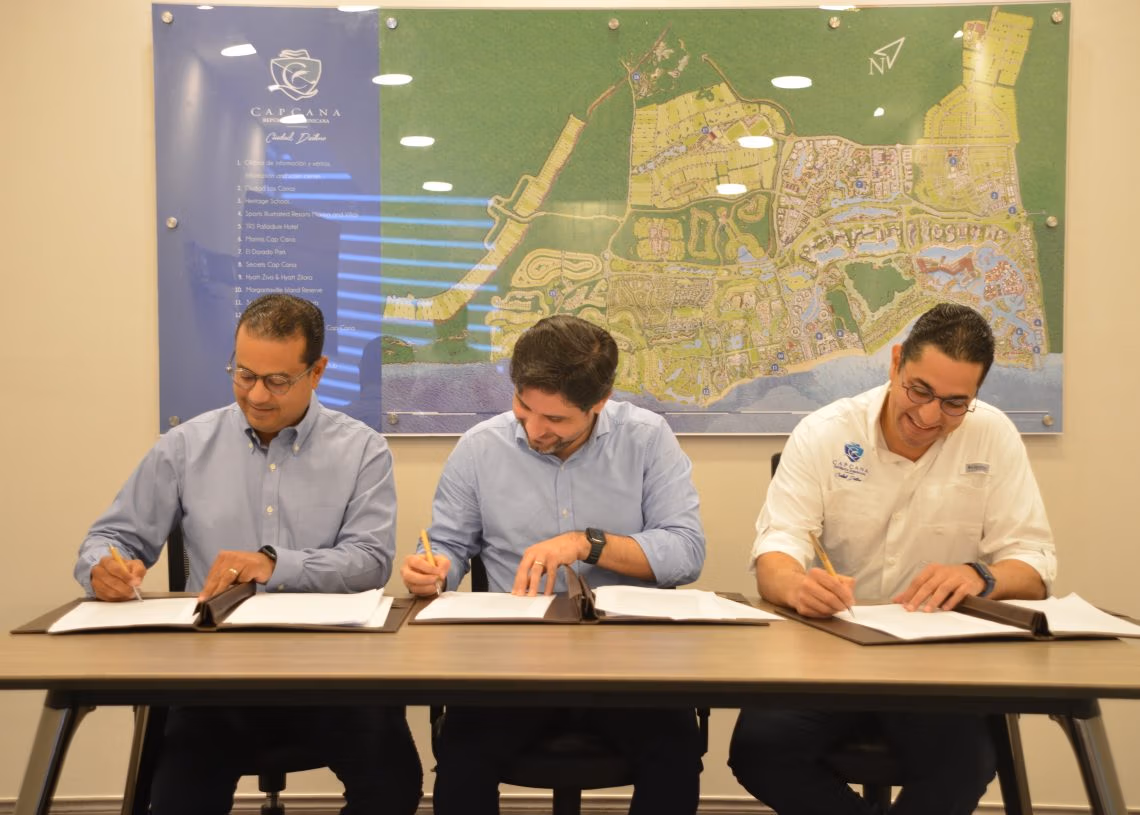 Cap Cana y ENSO ampliarán parque de paneles solares en la Ciudad Destino