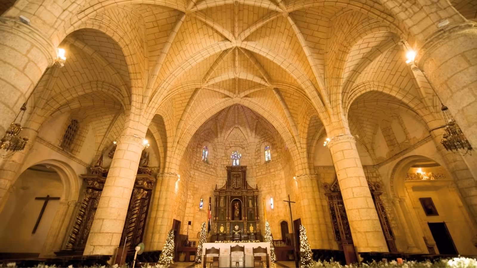 Interior of the Catedral Primada de América in Santo Domingo